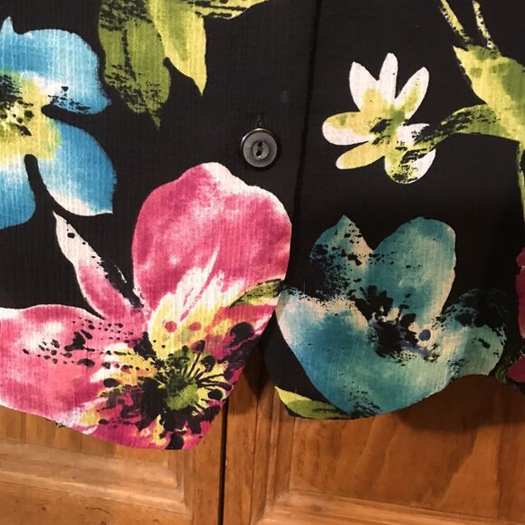 Alfred Dunner Women's 16 Black Floral Blouse Short Sleeve Button-Up Lined Top - Picture 3 of 7